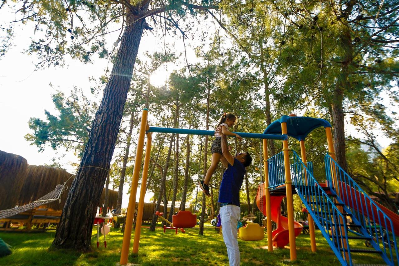 Green Pine Bungalows & Beach Luxury Concept 올루데니스 외부 사진