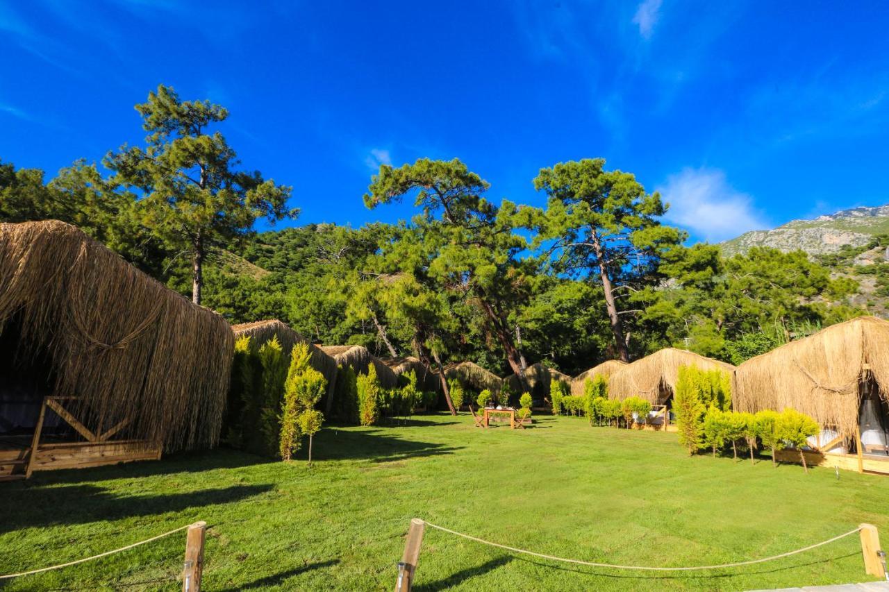 Green Pine Bungalows & Beach Luxury Concept 올루데니스 외부 사진