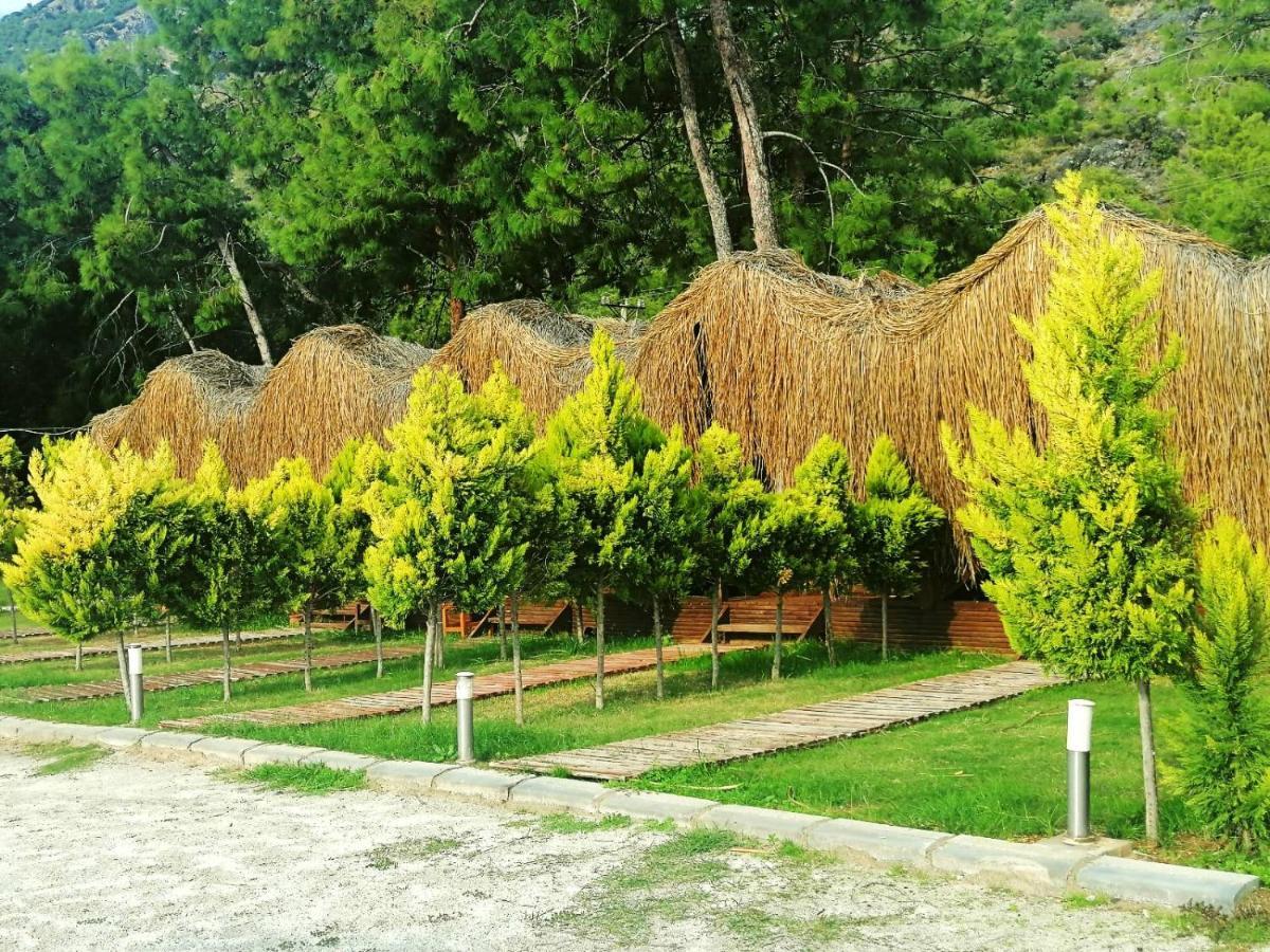 Green Pine Bungalows & Beach Luxury Concept 올루데니스 외부 사진