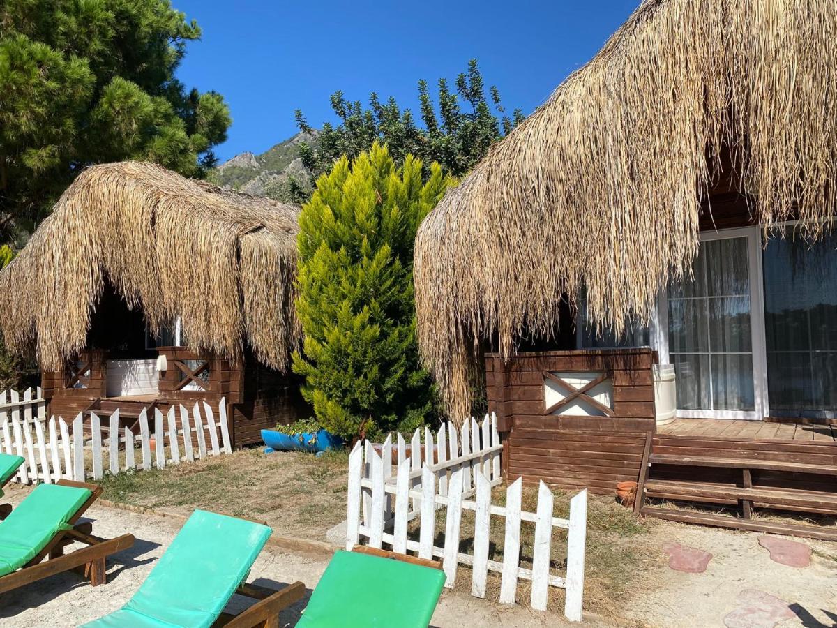 Green Pine Bungalows & Beach Luxury Concept 올루데니스 외부 사진